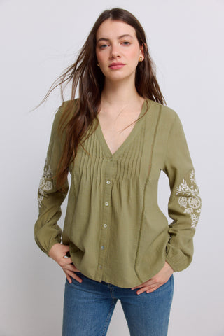 Frqs.Me.Apuesta Blusa Bordada.