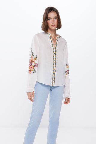 Blusa Manga Larga con Bordado Floral