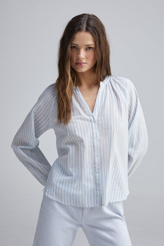Blusa Cuello Mao con Volumen