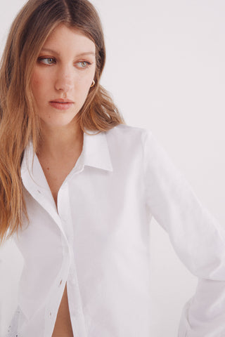 Camisa Manga Larga con Detalle Bordado