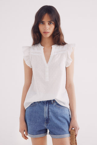 Camisa Manga Corta con Detalle de Encaje.