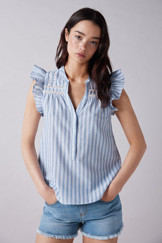 Blusa Manga con Volante y Encaje