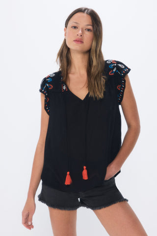 Blusa Manga con Volante Bordada