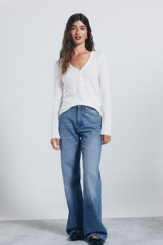 Jeans Wide Leg Talle Alto con Bolsillos