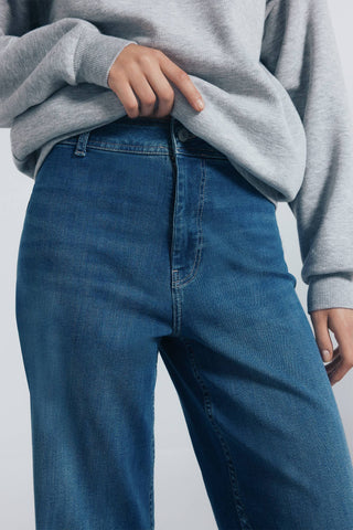Jeans Wide Leg Talle Alto con Bolsillos