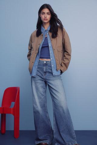 Jeans Wide Leg Talle Alto con Bolsillos