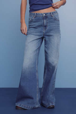 Jeans Wide Leg Talle Alto con Bolsillos