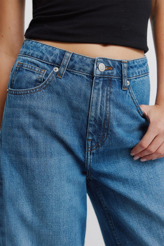 Balloon Wide Denim Jeans.