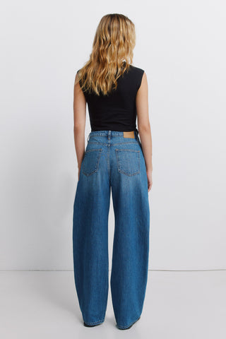 Balloon Wide Denim Jeans.
