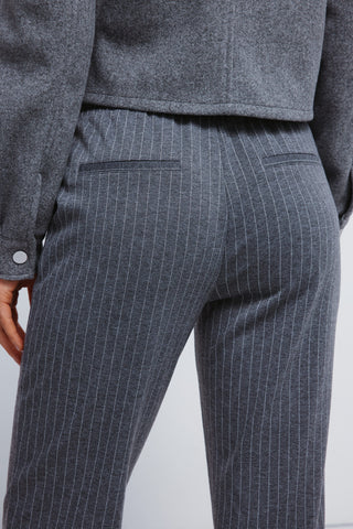 Pantalón Talle Medio Estampado Rayas