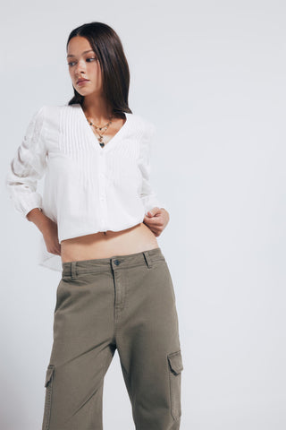 Pantalón Cargo Talle Medio con Bolsillos