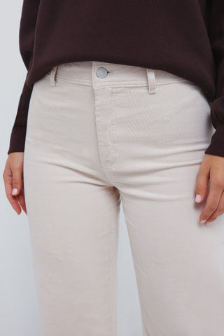 Pantalón Talle Alto con Bolsillos de Pana