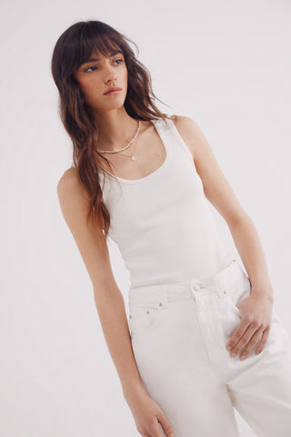 Jeans Wide Leg Talle Medio con Bolsillos