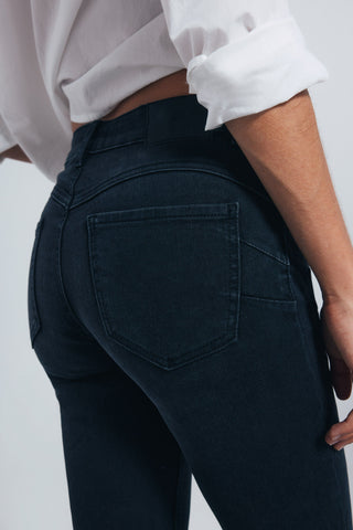 Jeans Push Up Talle Alto con Bolsillos