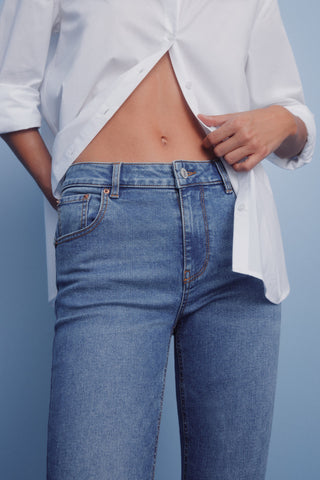 Jeans Push Up Talle Alto con Bolsillos