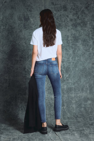 Push-Up Skinny Jeans