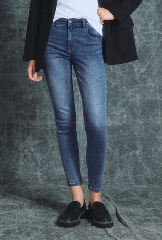 Push-Up Skinny Jeans