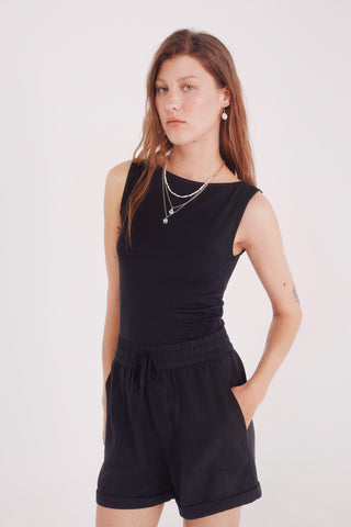 Short Talle Alto con Cintura Elástica