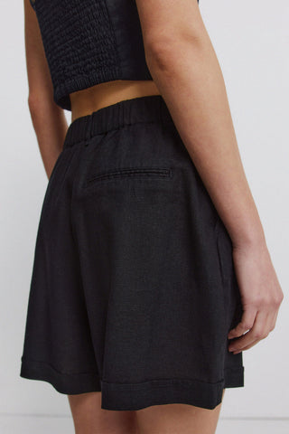 Linen Belt Shorts.