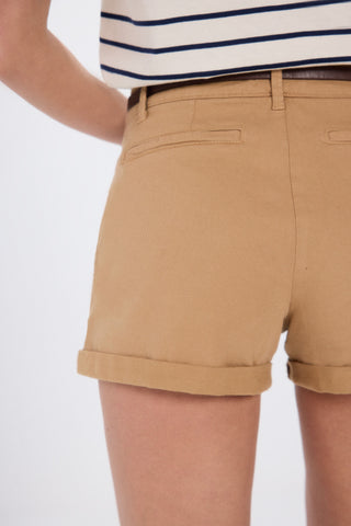 Short Talle Medio con Bolsillos