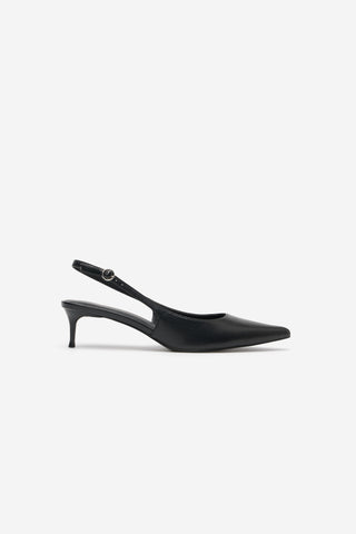 Zapato de Tacón con Hebilla