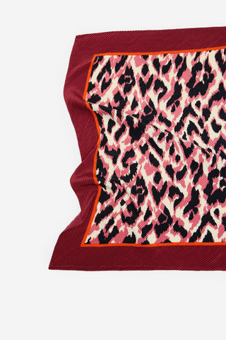 Pañuelo Plisado con Estampado Animal Print