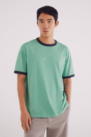 Camiseta Manga Corta con Detalle Contraste