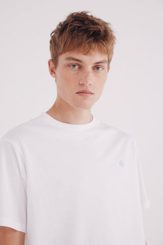 Camiseta Manga Corta con Logo Bordado