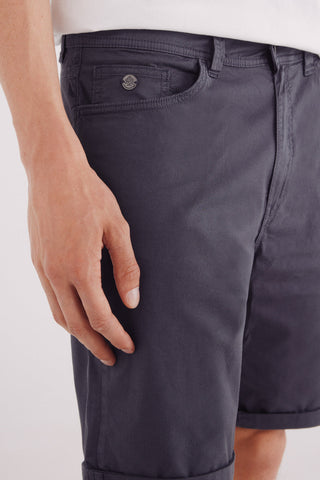 Short Slim Fit con Bolsillos
