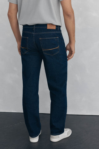 Jeans Recto Talle Alto con Bolsillos