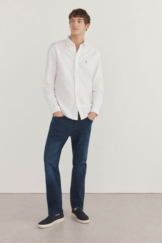 Jeans Regular Fit con Bolsillos