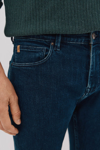 Jeans Slim Fit con Bolsillos