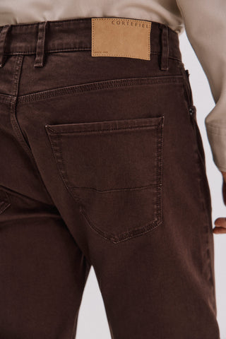 Pantalón Regular Fit con Bolsillos