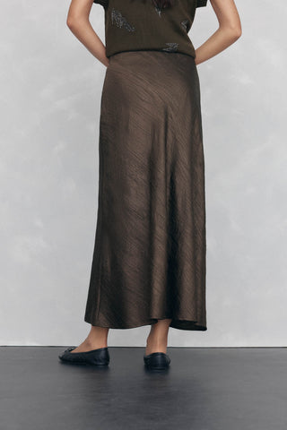 Enagua Larga con Tejido Satinado