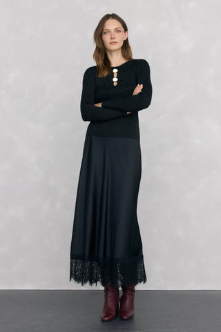 Enagua Larga con Detalle de Encaje