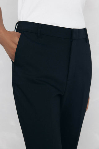 Pantalón Recto con Bolsillos
