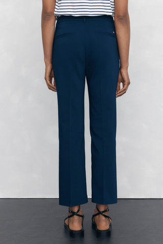 Pantalón Recto con Bolsillos