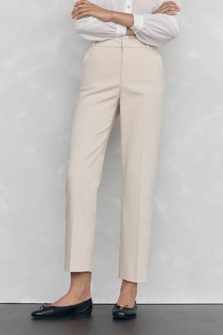 Pantalón Recto con Bolsillos