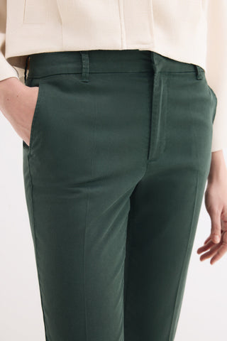E Pantalon Chino Det Abertura Bajo.