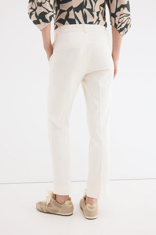 E Pantalon Chino Det Abertura Bajo.
