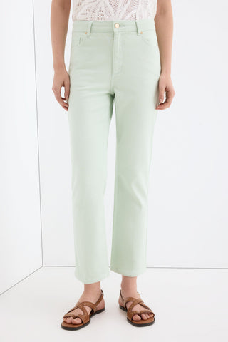 E Pantalon Straight Capri.