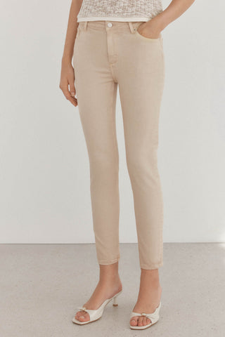 Jeans Push Up Corte Skinny