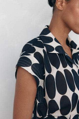 Blusa con Cinturón con Estampado