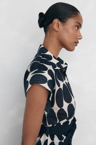 Blusa con Cinturón con Estampado