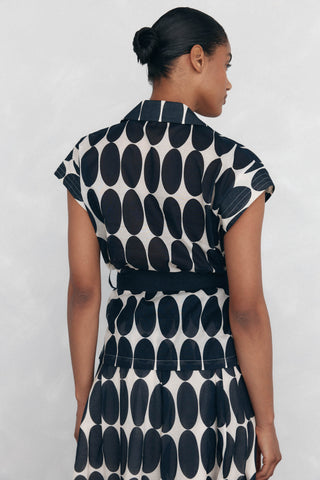 Blusa con Cinturón con Estampado