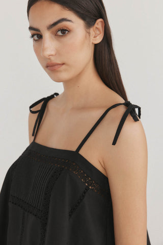 Blusa de Tirantes con Lazos