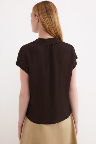 Blusa Satén Manga Corta.