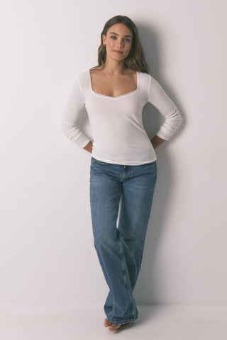 Camiseta Manga Larga con Detalle Encaje