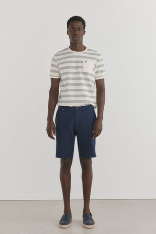 Short Regular Fit con Bolsillos de Algodón