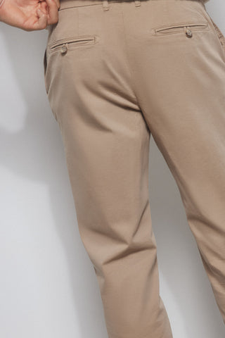 Pantalón Slim Fit con Bolsillos